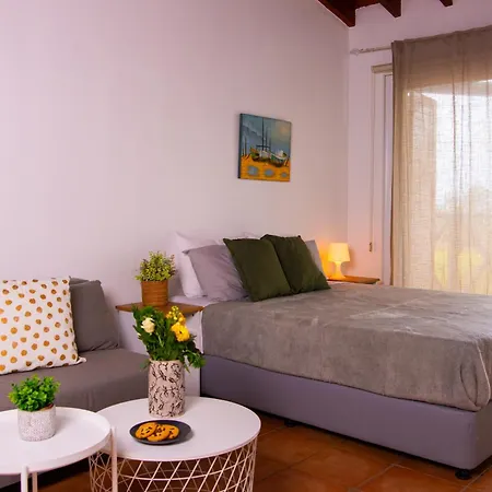 Apartment Path Beachfront Lachi