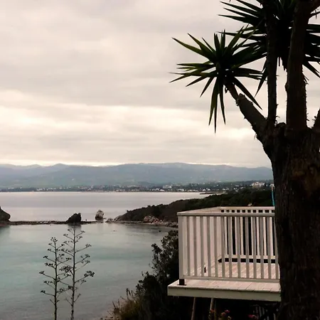 Apartment Path Beachfront Lachi
