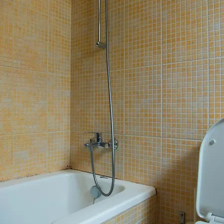 Path Beachfront Apartment Lachi